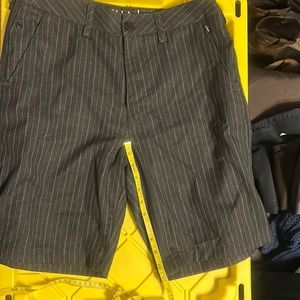 BILLABONG Mens sz 30 Dk gray striped shorts